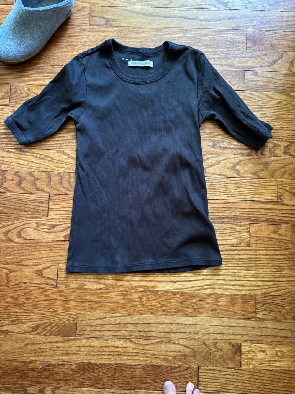 Outerknown ribbed t-shirt, Size Small